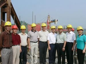 自治区总工会杨副主席等向导到南百11标检查指导事情 - 企业要闻 - 888集团电子游戏