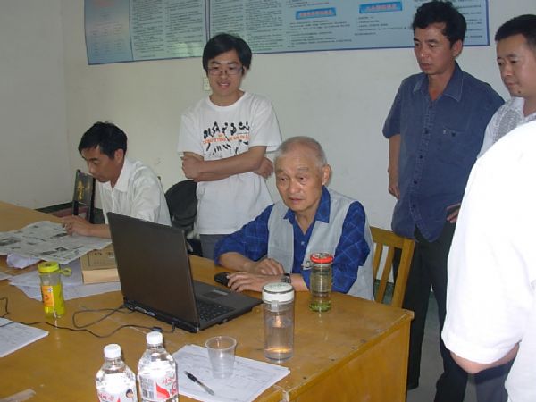 中国工程院院士沙庆林莅临醴潭路面1标调研指导 - 企业要闻 - 888集团电子游戏