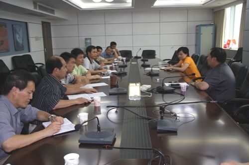 总公司紧迫召开支援四川抗震救灾应急事情聚会 - 企业要闻 - 888集团电子游戏