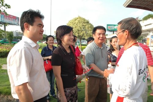 千里单骑进西藏 火炬转达续传奇——记奥运火炬手广西888集团电子游戏退休员工孙天恩 - 企业要闻 - 888集团电子游戏