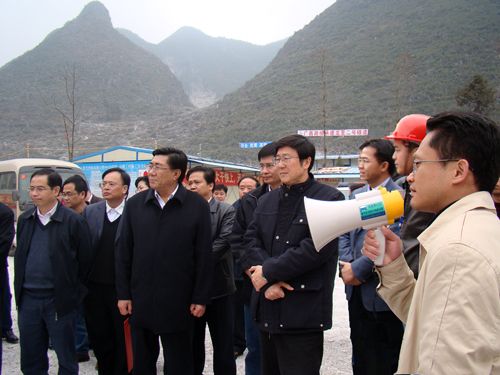 自治区党委宣传部部长沈北海亲热探望六河一标建设者 - 企业要闻 - 888集团电子游戏