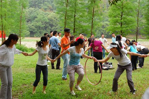 弘扬五四精神，，，，，点燃青春激情 - 企业要闻 - 888集团电子游戏