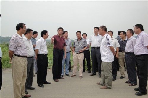 百色市市长谢泽宇一行莅临桂商投资公司百色市各BT项目视察指导事情 - 企业要闻 - 888集团电子游戏