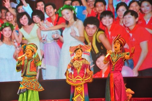 公司盛大举行2011“春到888集团电子游戏”迎新春暨团拜会 - 企业要闻 - 888集团电子游戏