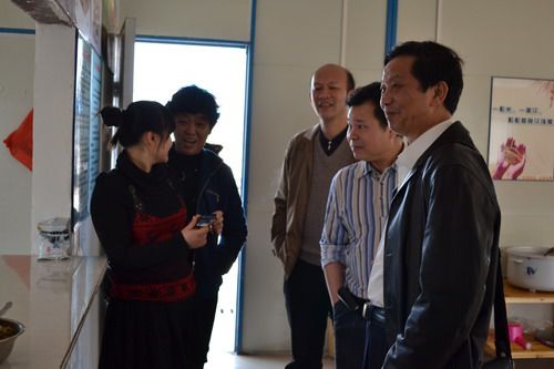 区直工会常务副主任陈元滚到针鱼岭大桥项目指导事情 - 企业要闻 - 888集团电子游戏