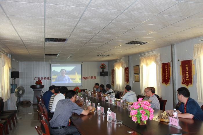 区交通运输厅直属机关党委专职副书记罗华芝一行莅临靖那1标相识企村联建开展情形 - 企业要闻 - 888集团电子游戏