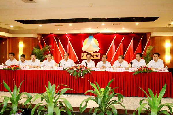 坚定信心，，，迎难而上，，，周全完玉成年各项生产谋划目的——公司2011年旱季施工发动会胜利召开 - 企业要闻 - 888集团电子游戏