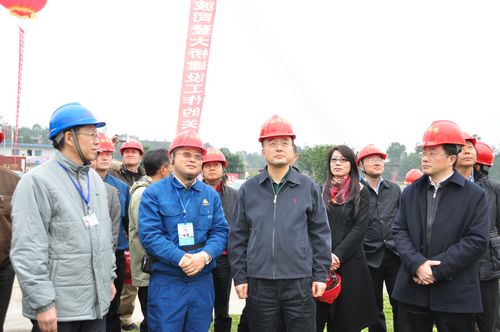 四川省交通运输厅厅长高烽莅临泸渝2标视察波司登大桥建设情形 - 企业要闻 - 888集团电子游戏