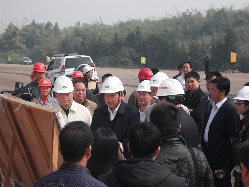 自治区副主席杨贺喜莅临公司项目视察指导 - 企业要闻 - 888集团电子游戏