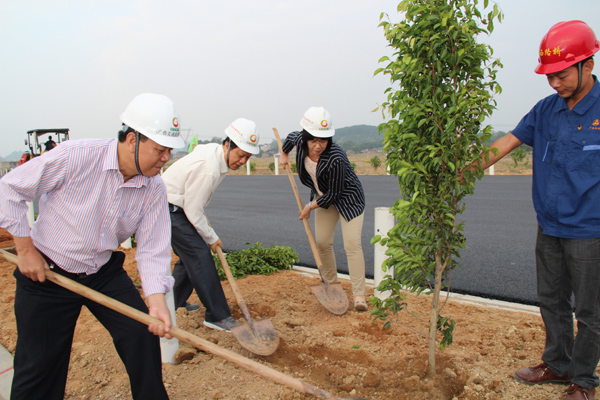 自治区审计厅厅长黄必贵等单位向导莅临玉铁A标考察调研事情 - 企业要闻 - 888集团电子游戏